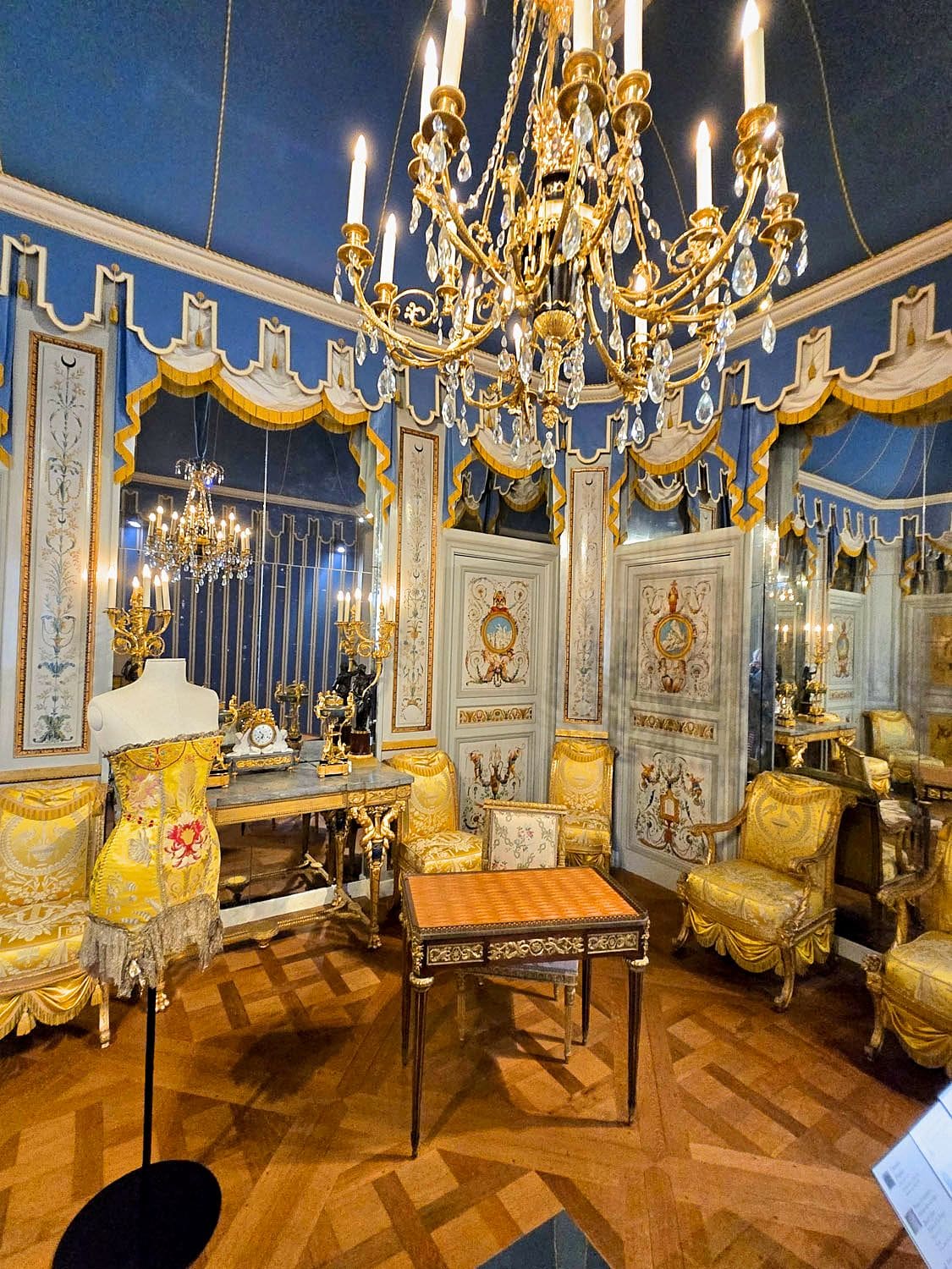LOUVRE COUTURE Mostra d'arte e moda Parigi (7)