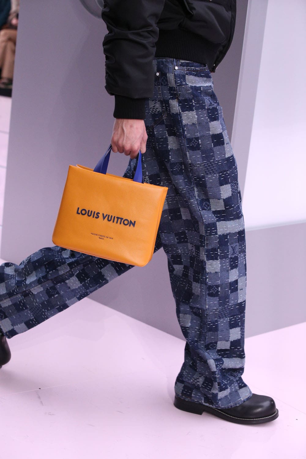 Louis Vuitton Fall Winter 2025 2026 Men Details Backstage Runway Magazine (19)