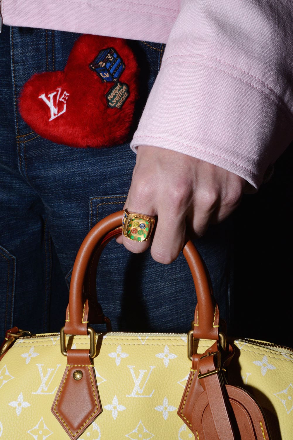 Louis Vuitton Fall Winter 2025 2026 Men Details Backstage Runway Magazine (42)