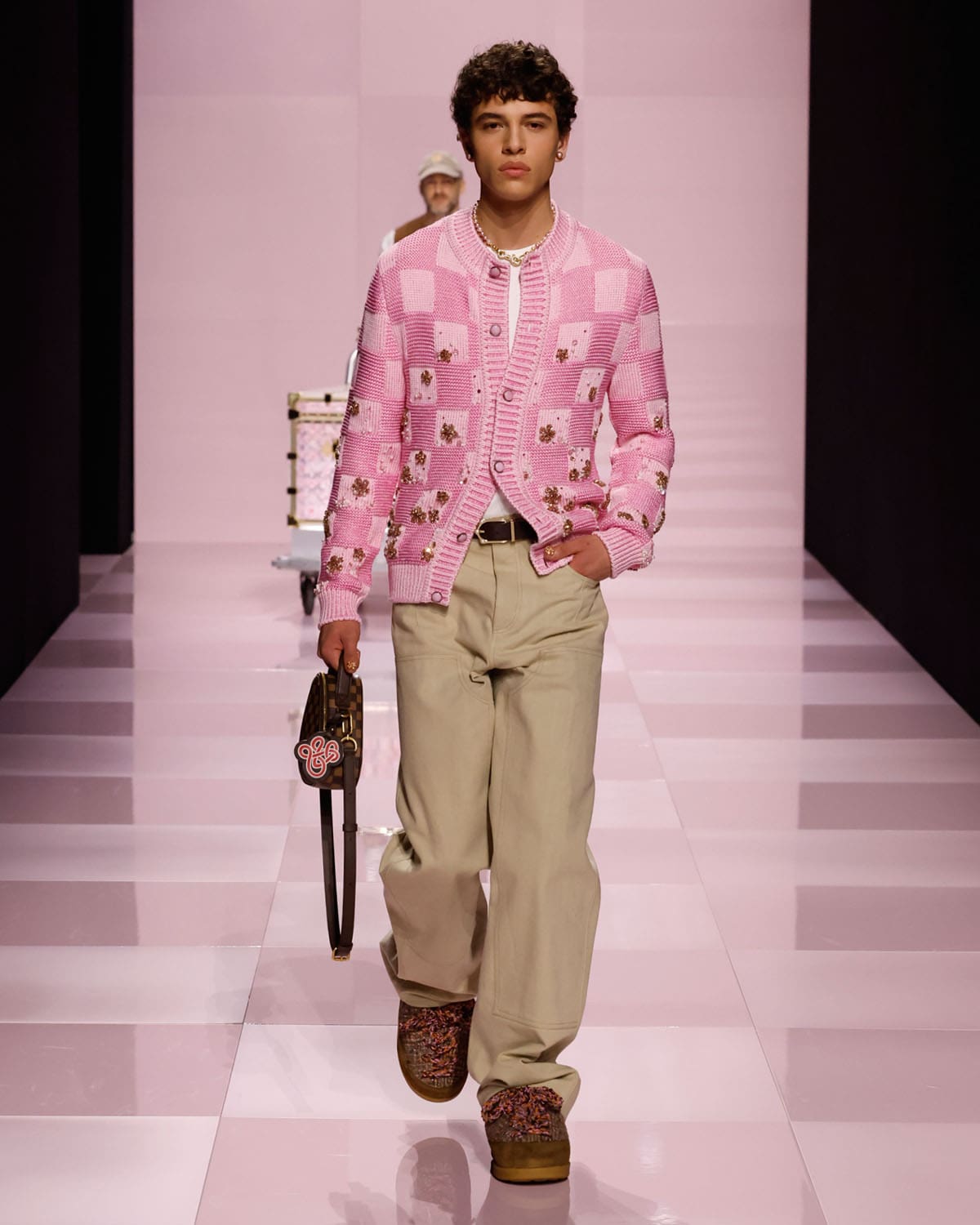 Louis Vuitton Fall Winter 2025 2026 Men Runway Magazine (23)