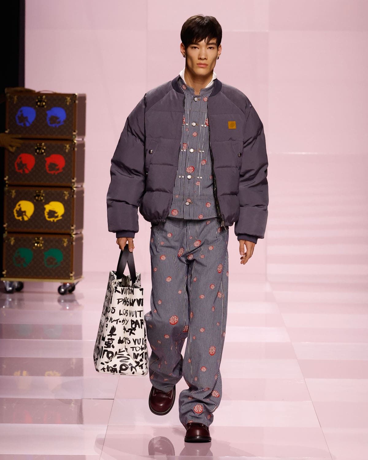 Louis Vuitton Fall Winter 2025 2026 Men Runway Magazine (39)