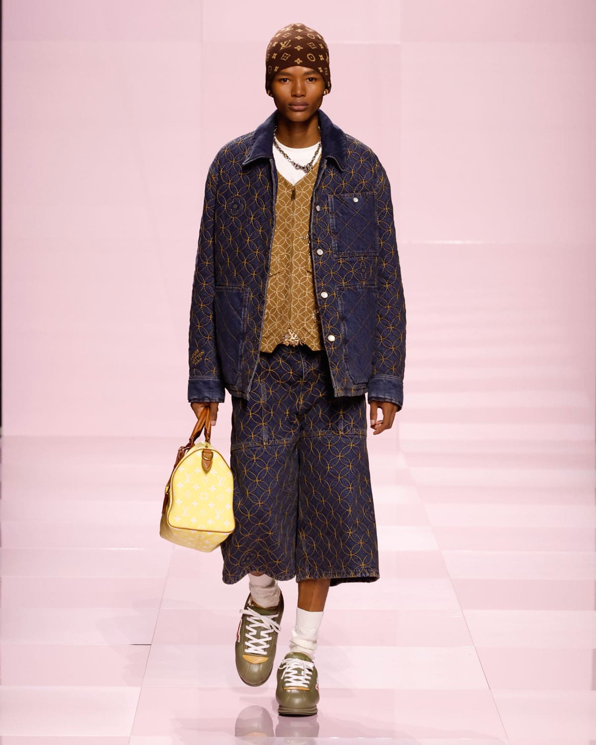 Louis Vuitton Fall Winter 2025 2026 Men Runway Magazine (44)