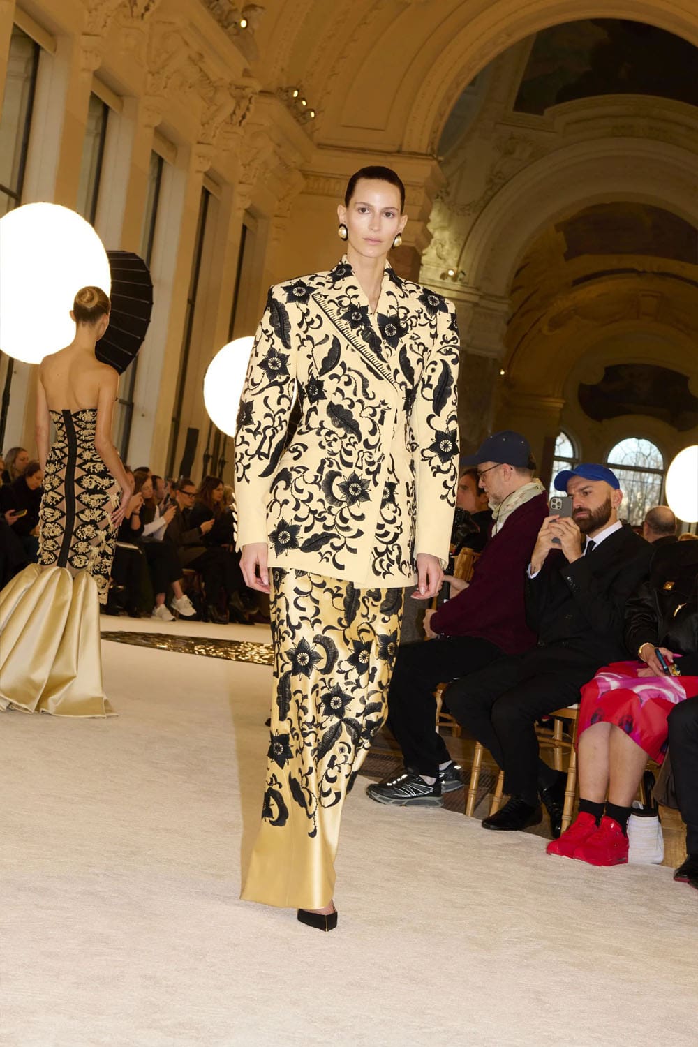 Schiaparelli Haute Couture Spring Summer 2025 Runway Magazine (13)