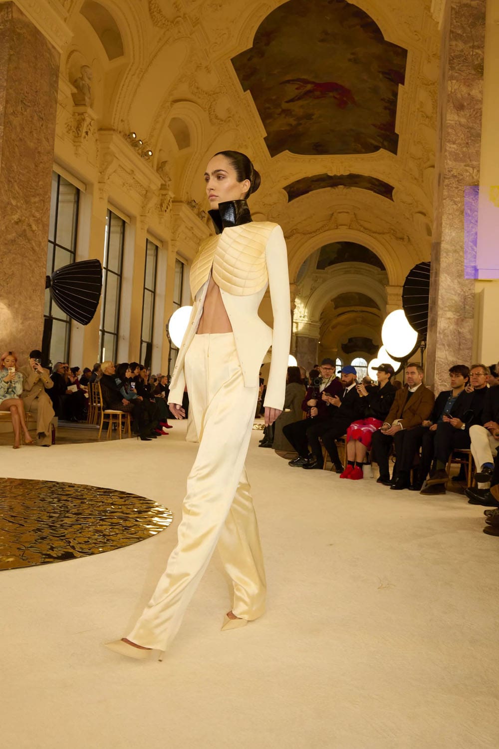 Schiaparelli Haute Couture Spring Summer 2025 Runway Magazine (19)