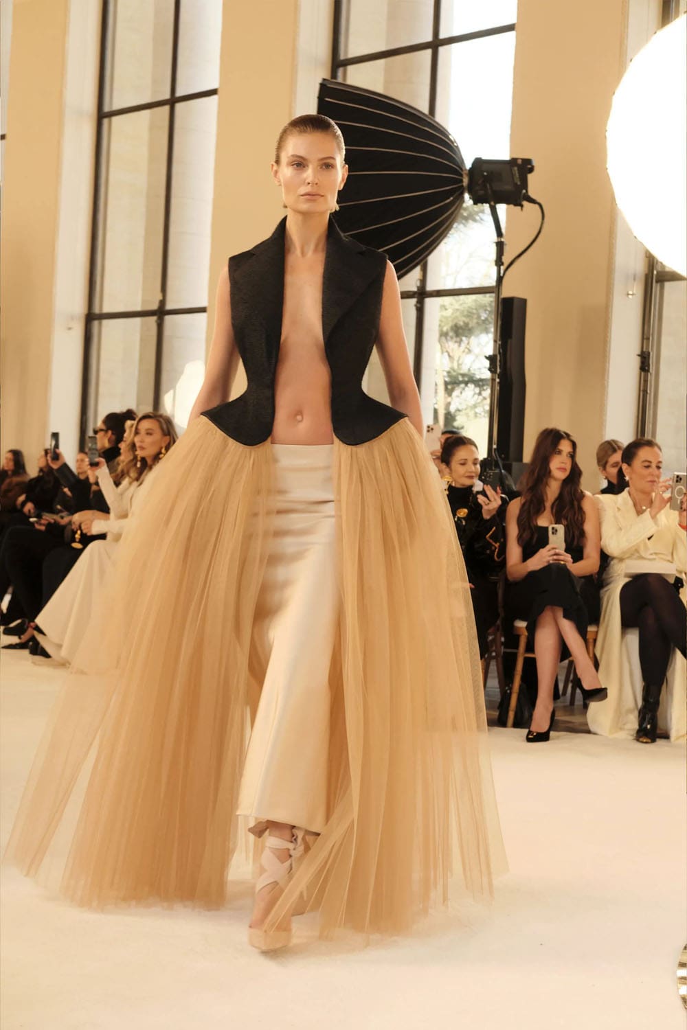 Schiaparelli Haute Couture Spring Summer 2025 Runway Magazine (5)