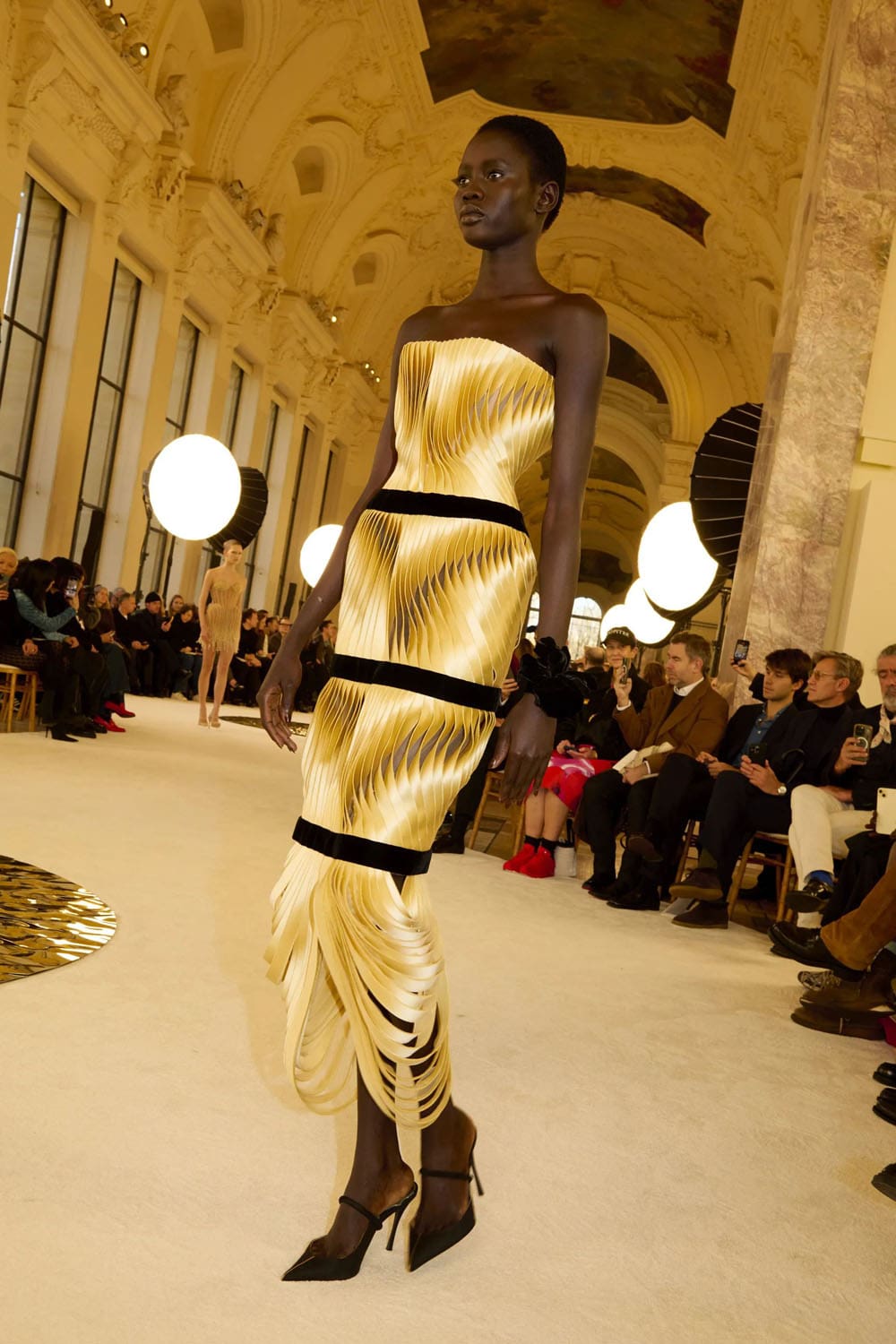 Schiaparelli Haute Couture Spring Summer 2025 Runway Magazine (6)