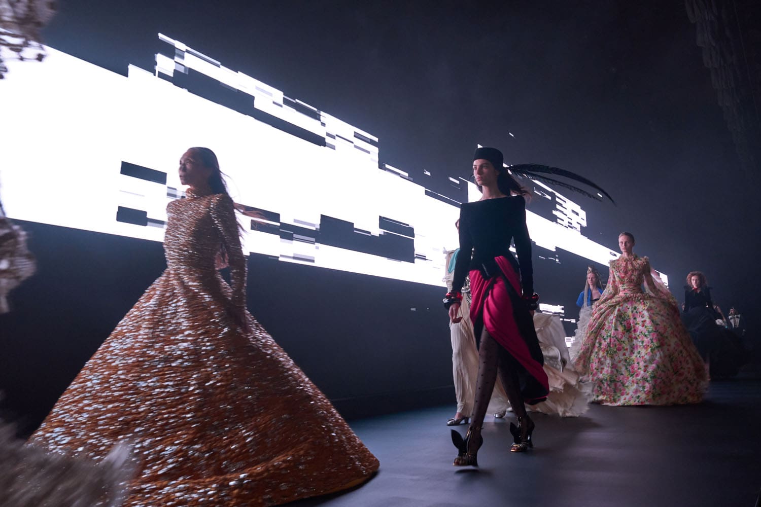 Valentino Alta Costura Primavera Verão 2025 Finale Runway Revista (4)