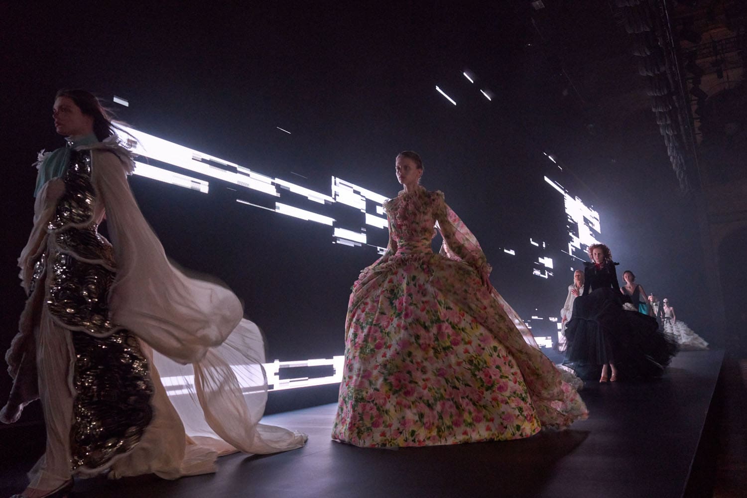 Valentino Alta Costura Primavera Verão 2025 Finale Runway Revista (6)