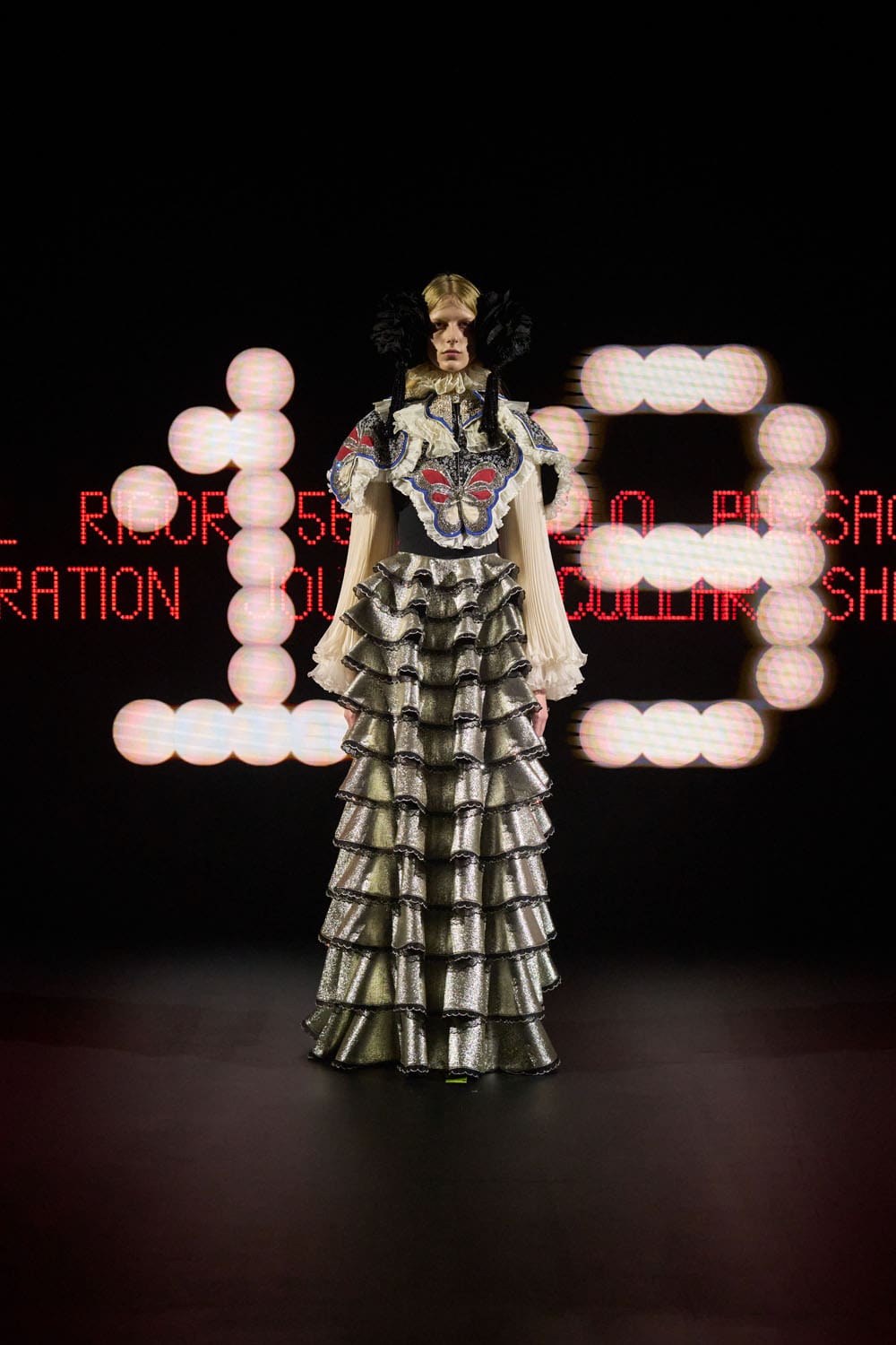 Valentino Haute Couture Primavera Verão 2025 Runway Revista (19)