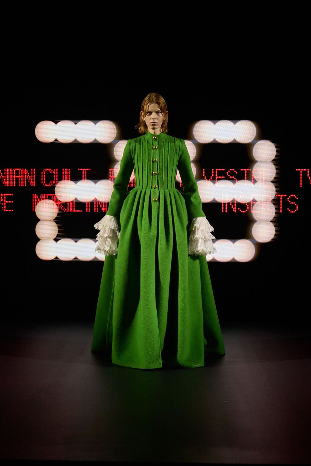 Valentino Haute Couture Primavera Verão 2025 Runway Revista (29)