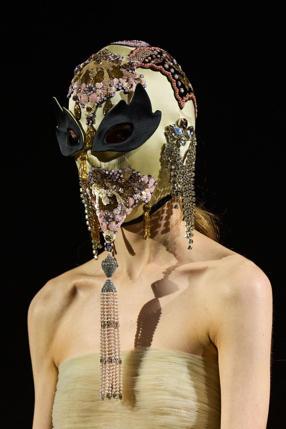 Valentino Spring Summer 2025 Couture Details Runway Magazine