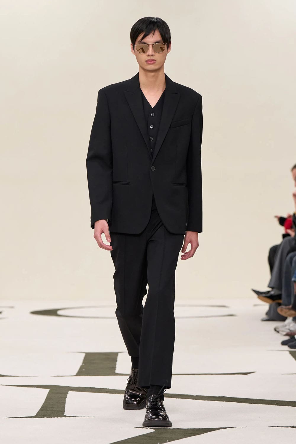 Calvin Klein Autunno Inverno 2025 2026 New York Runway Magazine (12)