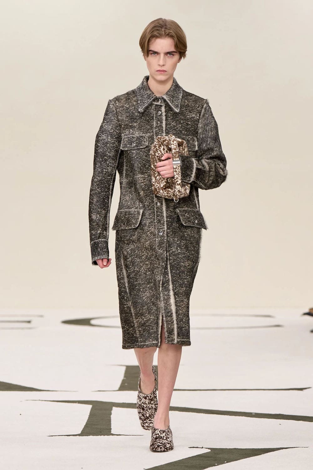 Calvin Klein Autunno Inverno 2025 2026 New York Runway Magazine (20)