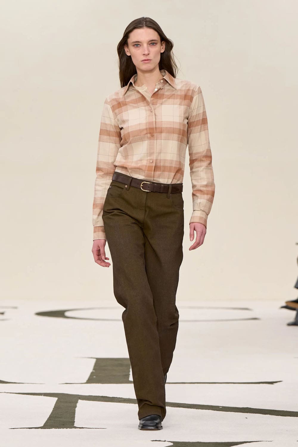 Calvin Klein Autunno Inverno 2025 2026 New York Runway Magazine (23)