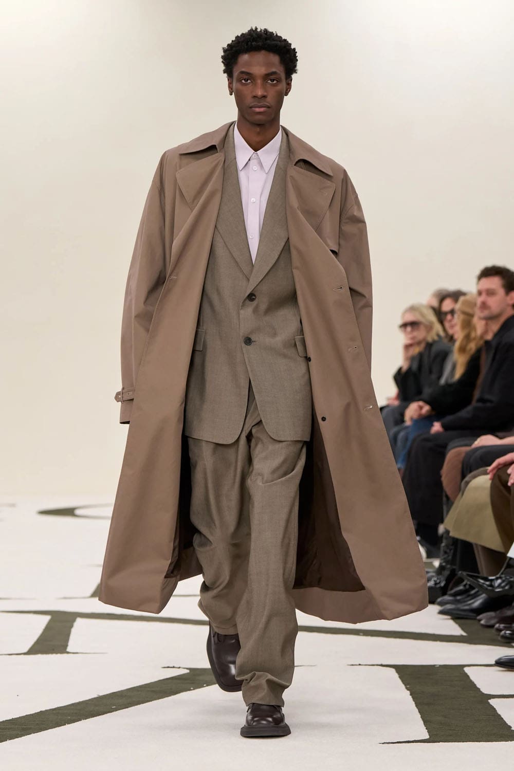 Calvin Klein Autunno Inverno 2025 2026 New York Runway Magazine (24)