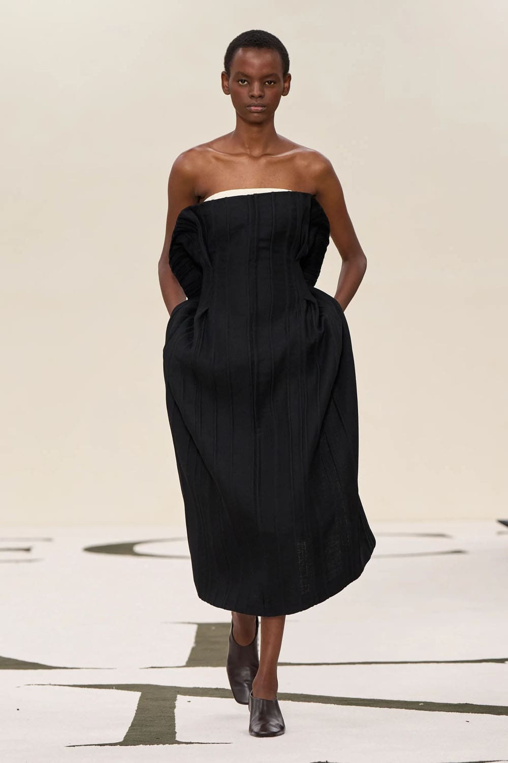 Calvin Klein Autunno Inverno 2025 2026 New York Runway Magazine (52)