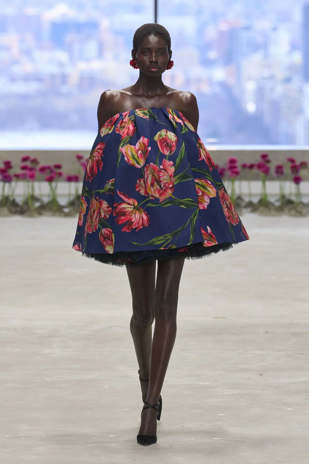 Carolina Herrera 2025 秋冬 2026 纽约 Runway 杂志（43）
