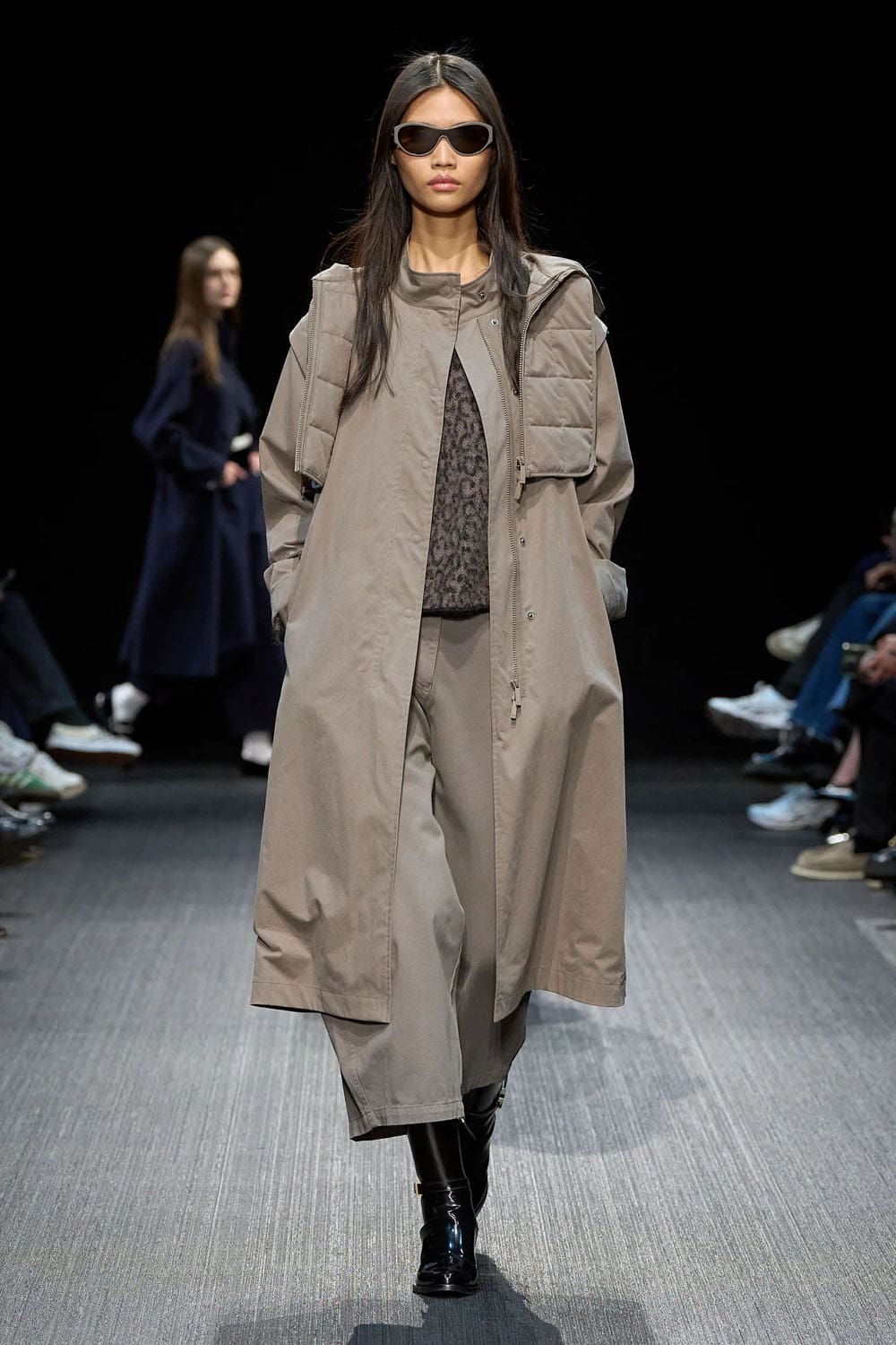 Emporio Armani Herbst Winter 2025 2026 Runway Magazin (15)