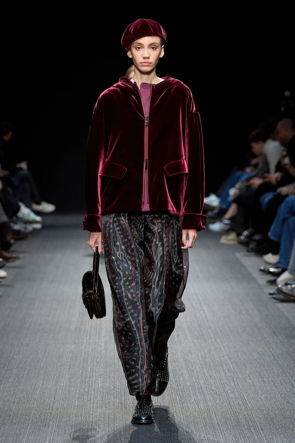 Emporio Armani Herbst Winter 2025 2026 Runway Magazin (36)