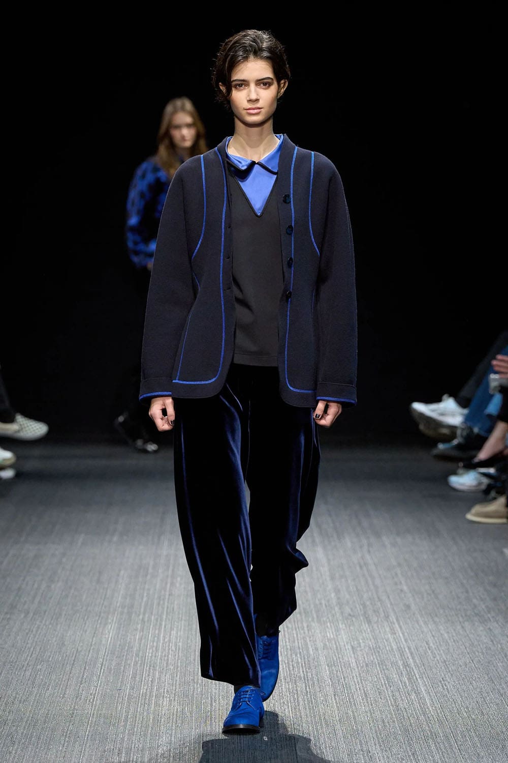 Emporio Armani Herbst Winter 2025 2026 Runway Magazin (41)
