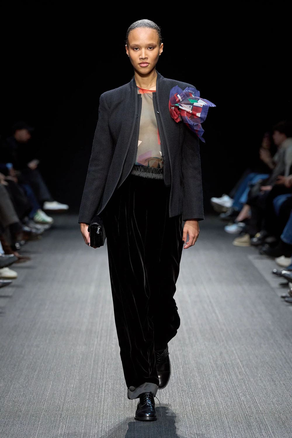 Emporio Armani Herbst Winter 2025 2026 Runway Magazin (46)