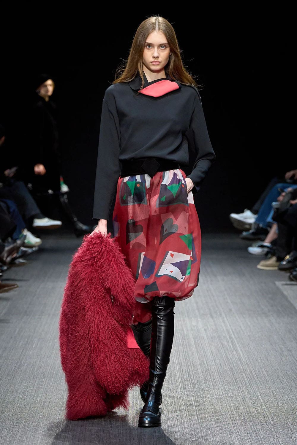 Emporio Armani Herbst Winter 2025 2026 Runway Magazin (49)