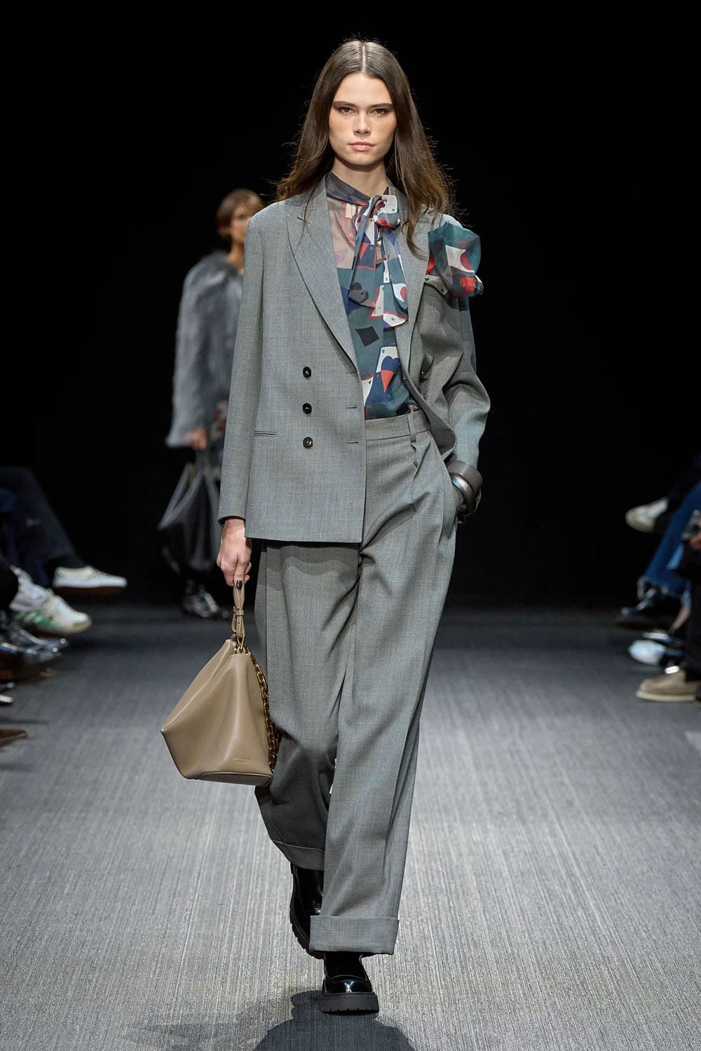 Emporio Armani Herbst Winter 2025 2026 Runway Magazin (5)