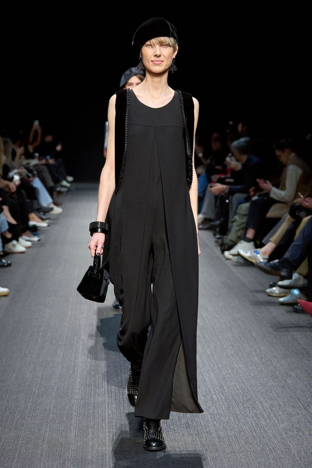 Emporio Armani Herbst Winter 2025 2026 Runway Magazin (76)