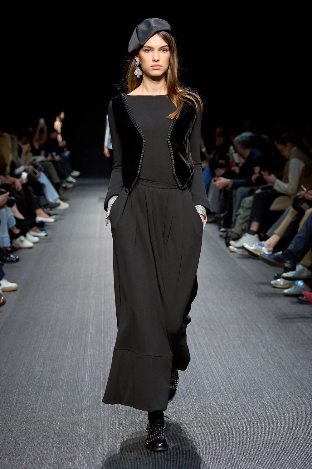 Emporio Armani Herbst Winter 2025 2026 Runway Magazin (77)