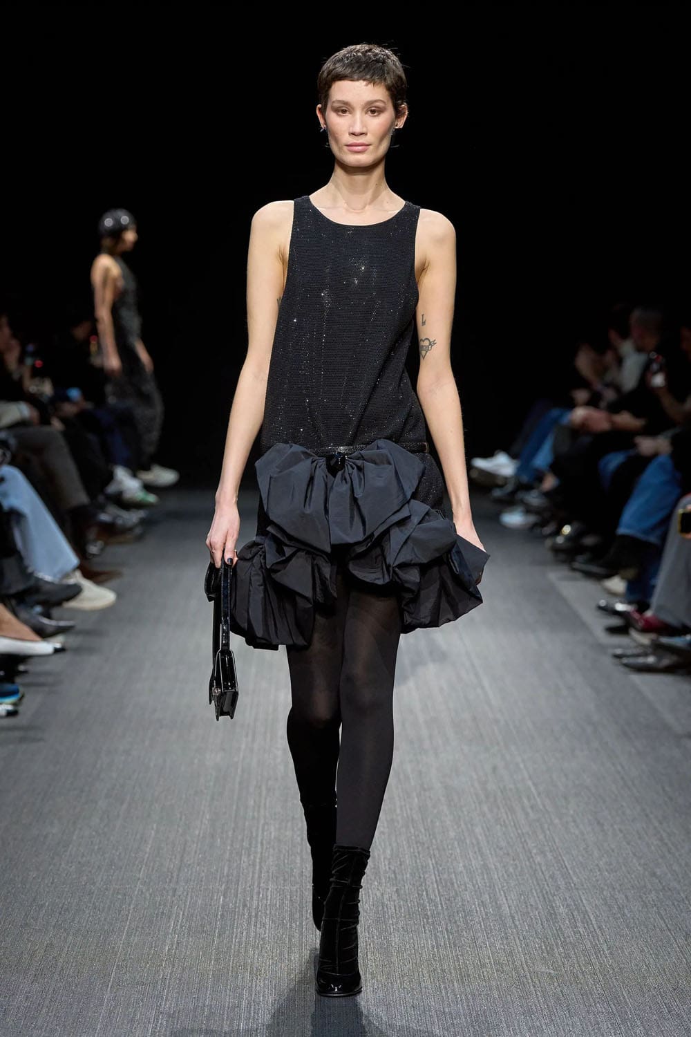 Emporio Armani Herbst Winter 2025 2026 Runway Magazin (86)