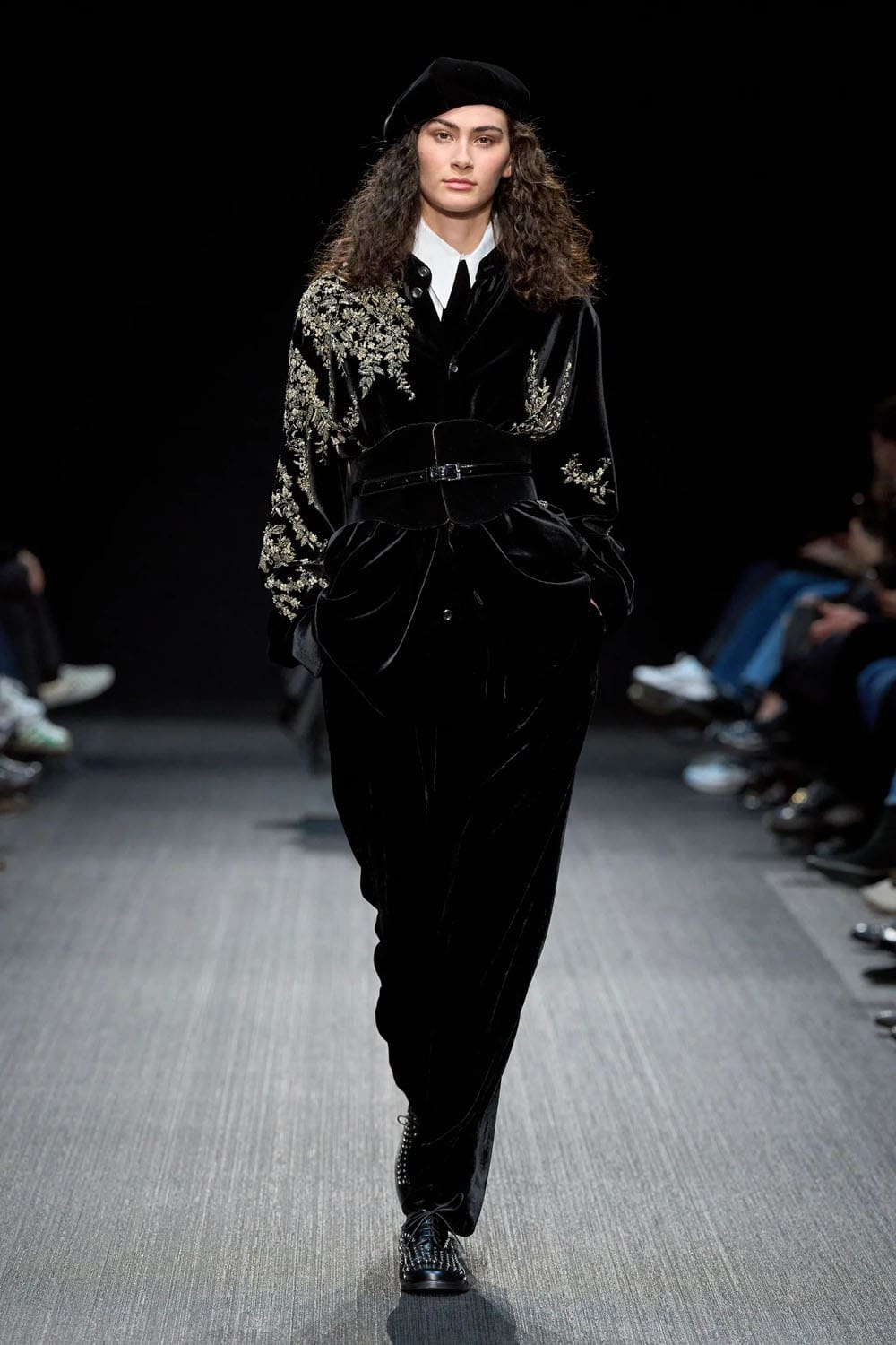 Emporio Armani Herbst Winter 2025 2026 Runway Magazin (91)