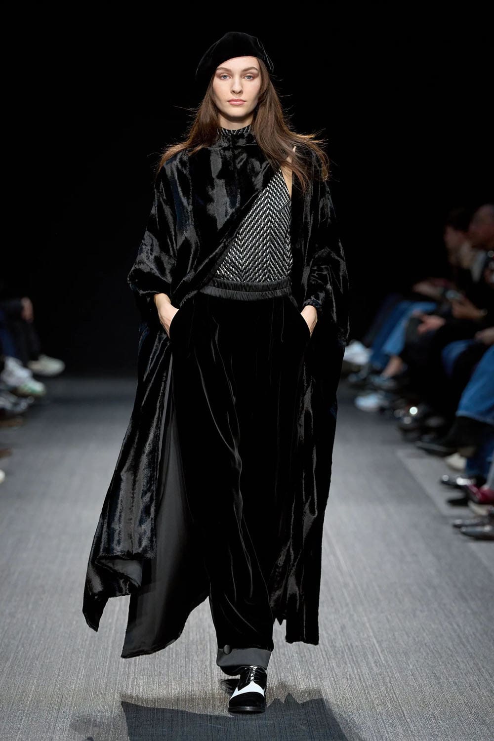 Emporio Armani Herbst Winter 2025 2026 Runway Magazin (92)