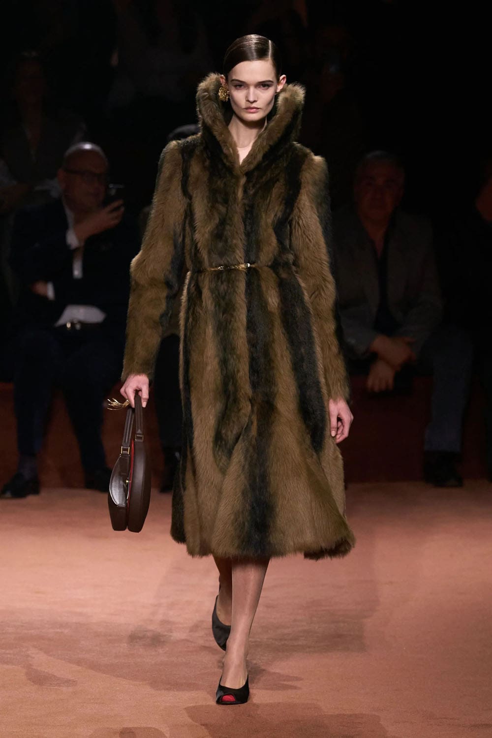 Fendi Otoño Invierno 2025 2026 Runway Revista (1)