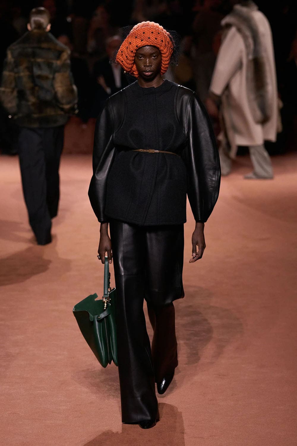 Fendi Otoño Invierno 2025 2026 Runway Revista (17)