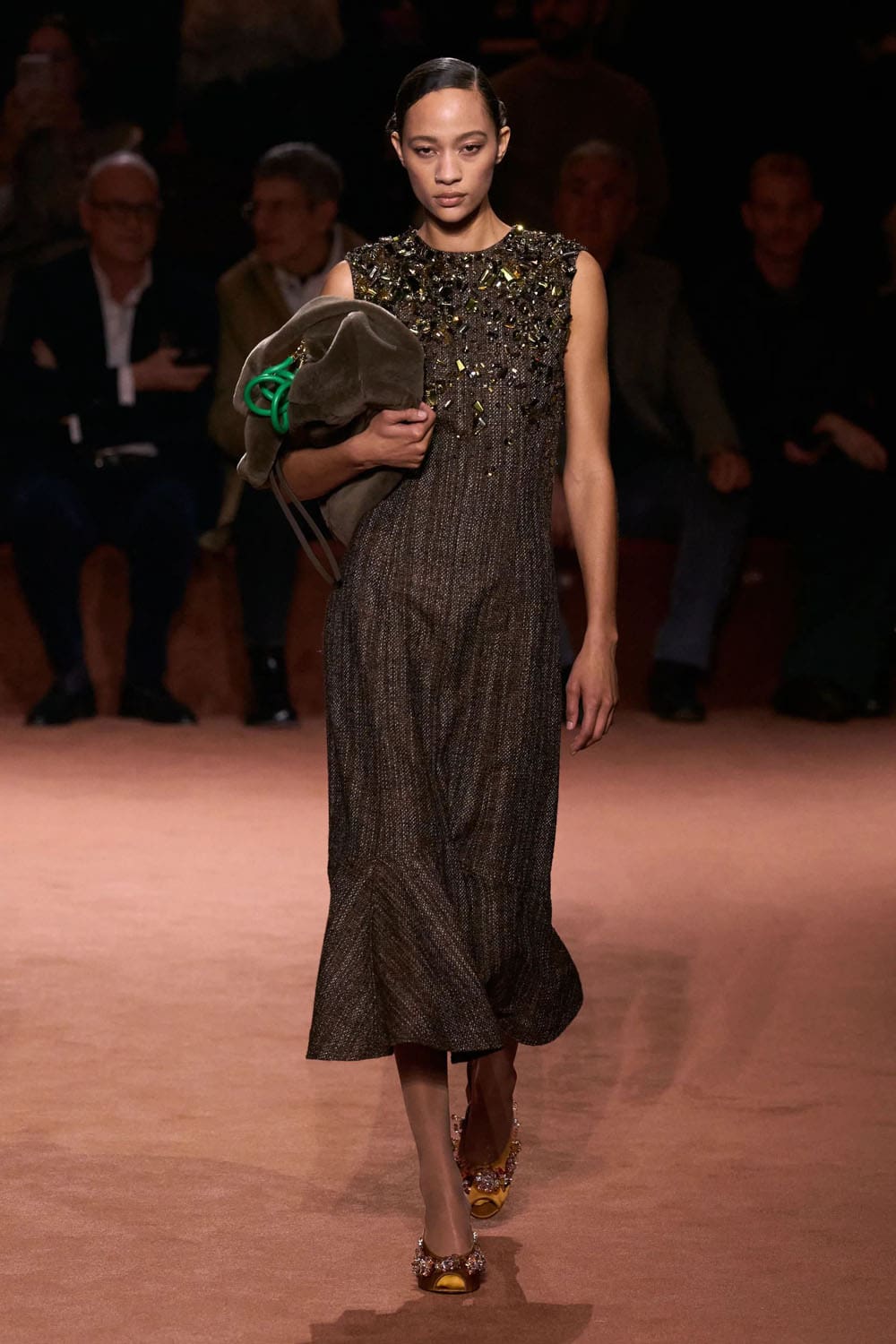 Fendi Otoño Invierno 2025 2026 Runway Revista (24)