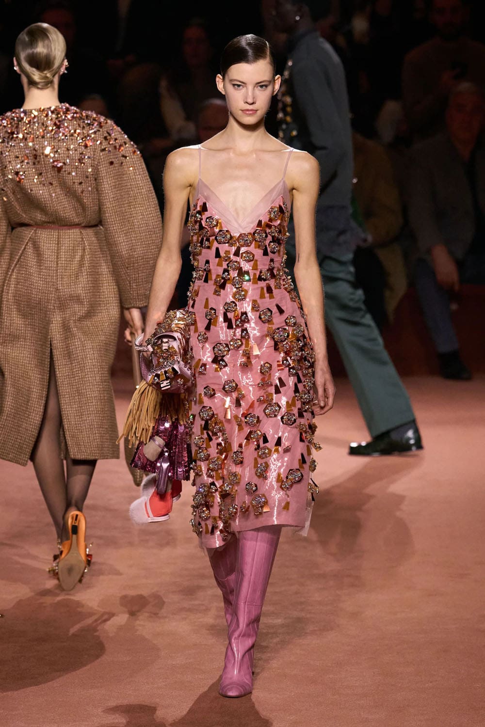 Fendi Otoño Invierno 2025 2026 Runway Revista (28)