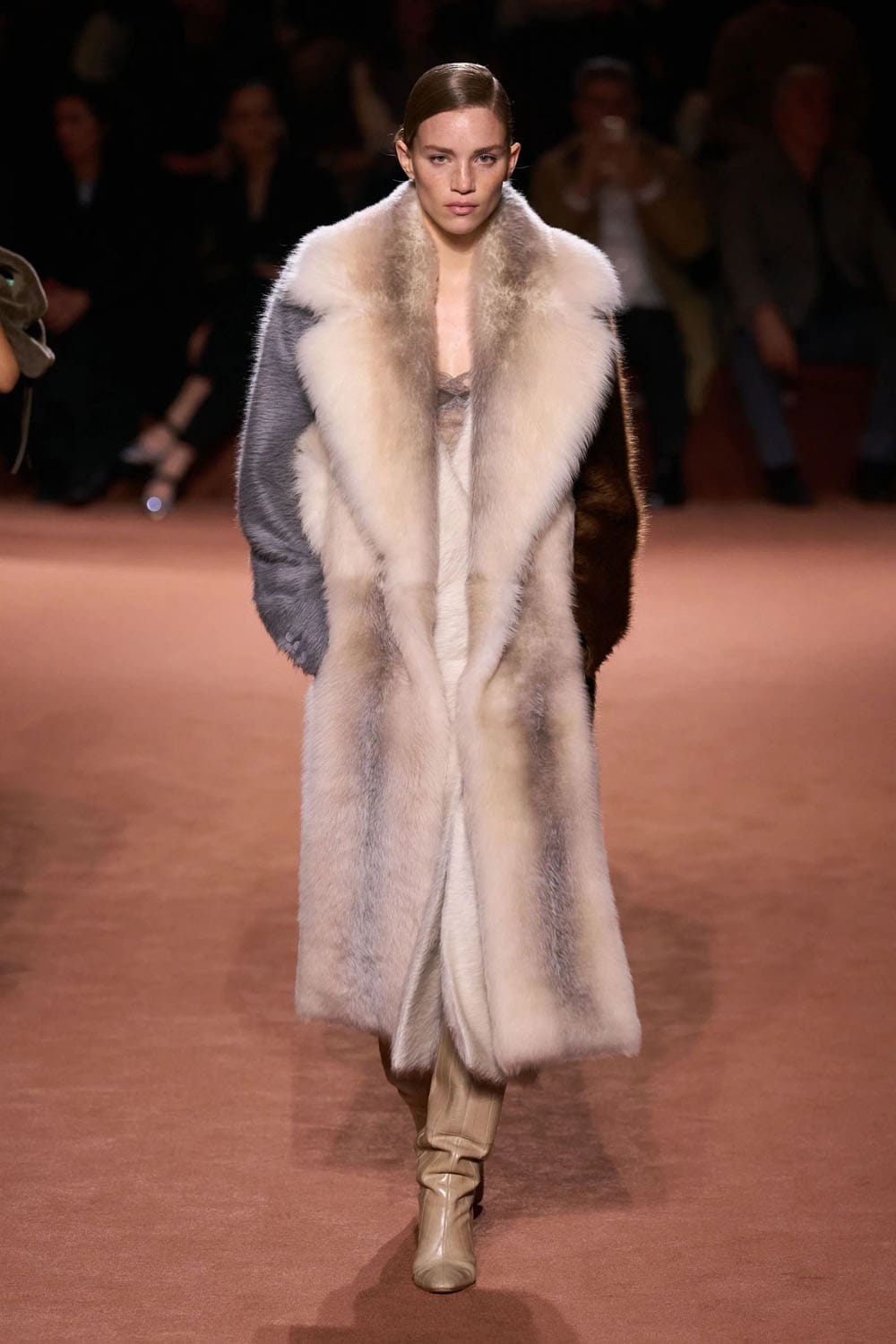 Fendi Otoño Invierno 2025 2026 Runway Revista (30)