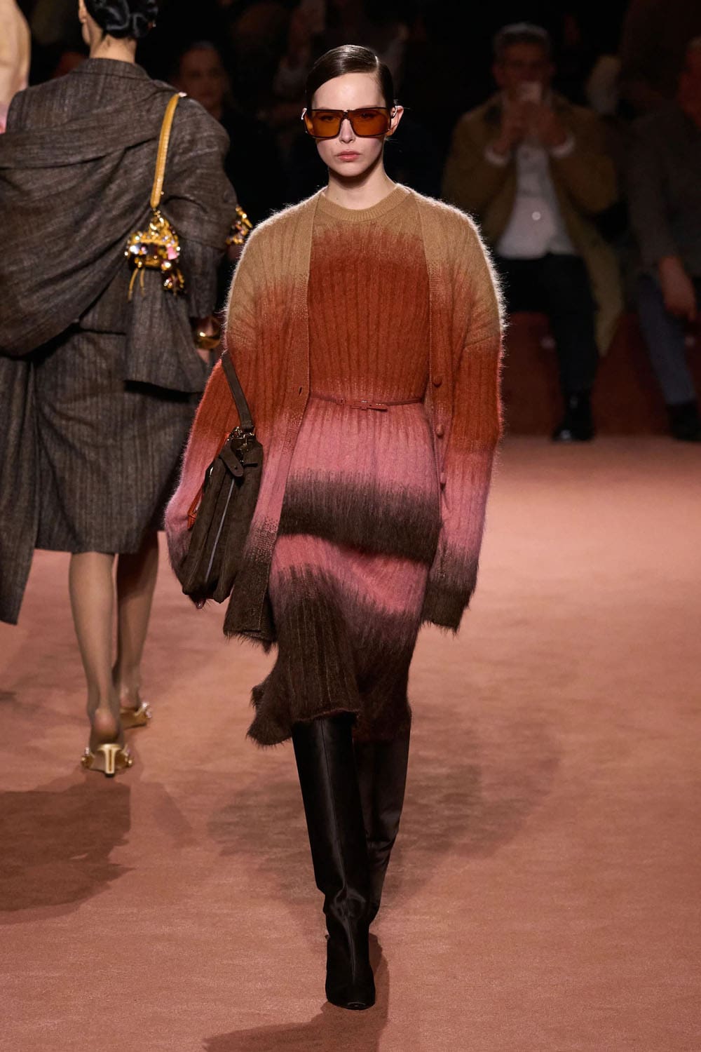 Fendi Otoño Invierno 2025 2026 Runway Revista (32)