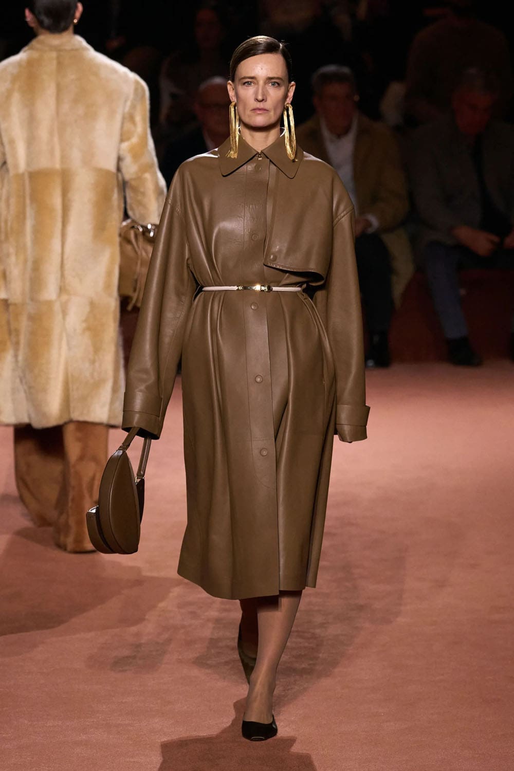 Fendi Otoño Invierno 2025 2026 Runway Revista (37)