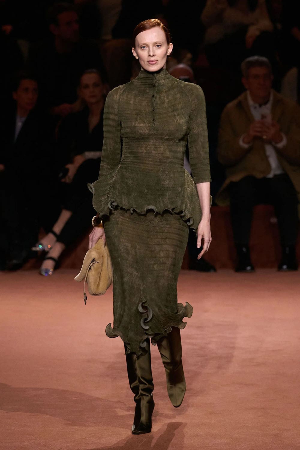 Fendi Otoño Invierno 2025 2026 Runway Revista (5)