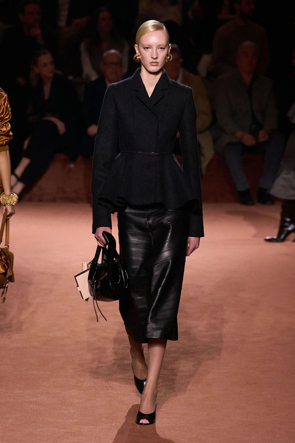 Fendi Otoño Invierno 2025 2026 Runway Revista (57)