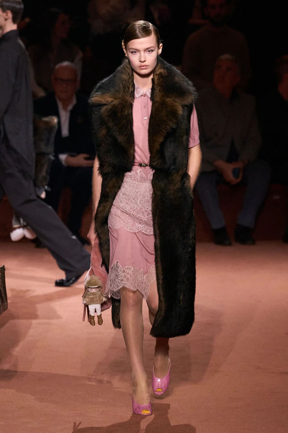 Fendi Otoño Invierno 2025 2026 Runway Revista (60)