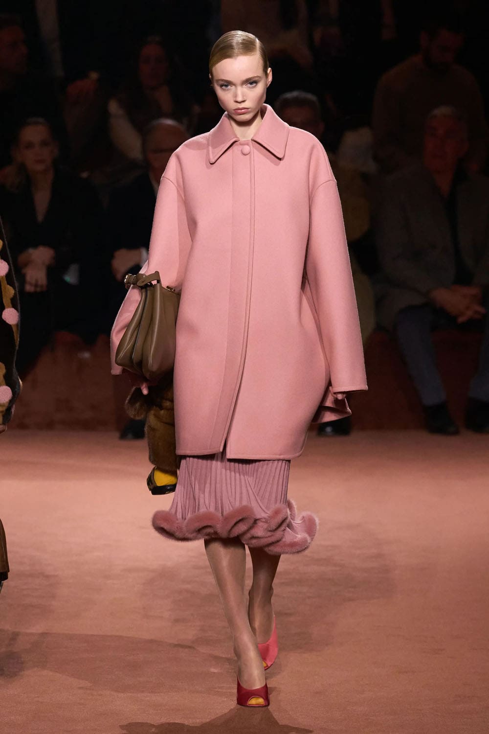 Fendi Otoño Invierno 2025 2026 Runway Revista (71)