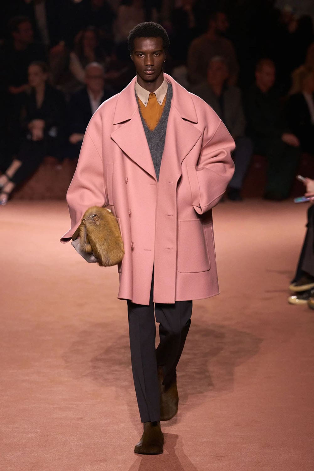 Fendi Otoño Invierno 2025 2026 Runway Revista (73)