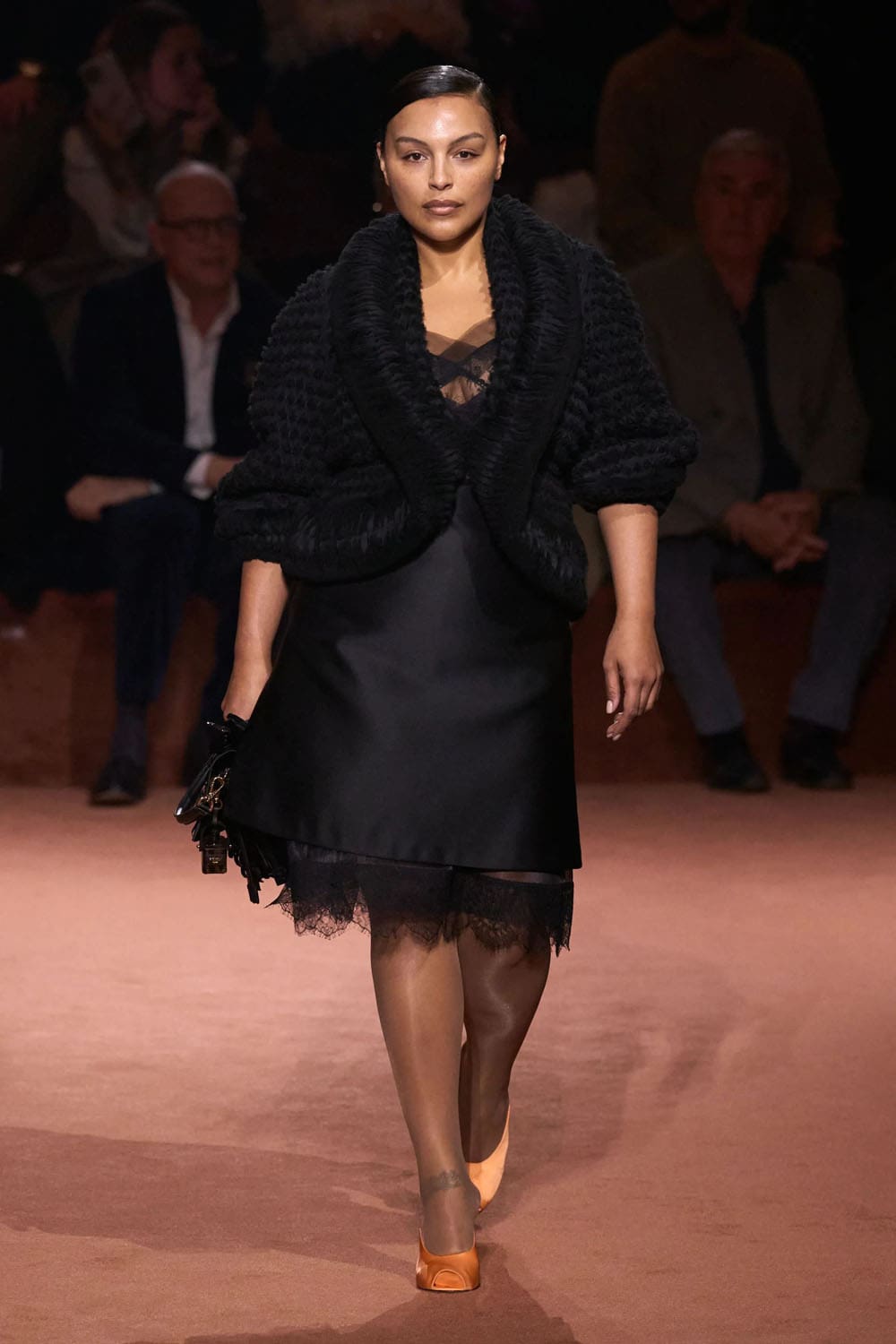 Fendi Otoño Invierno 2025 2026 Runway Revista (76)