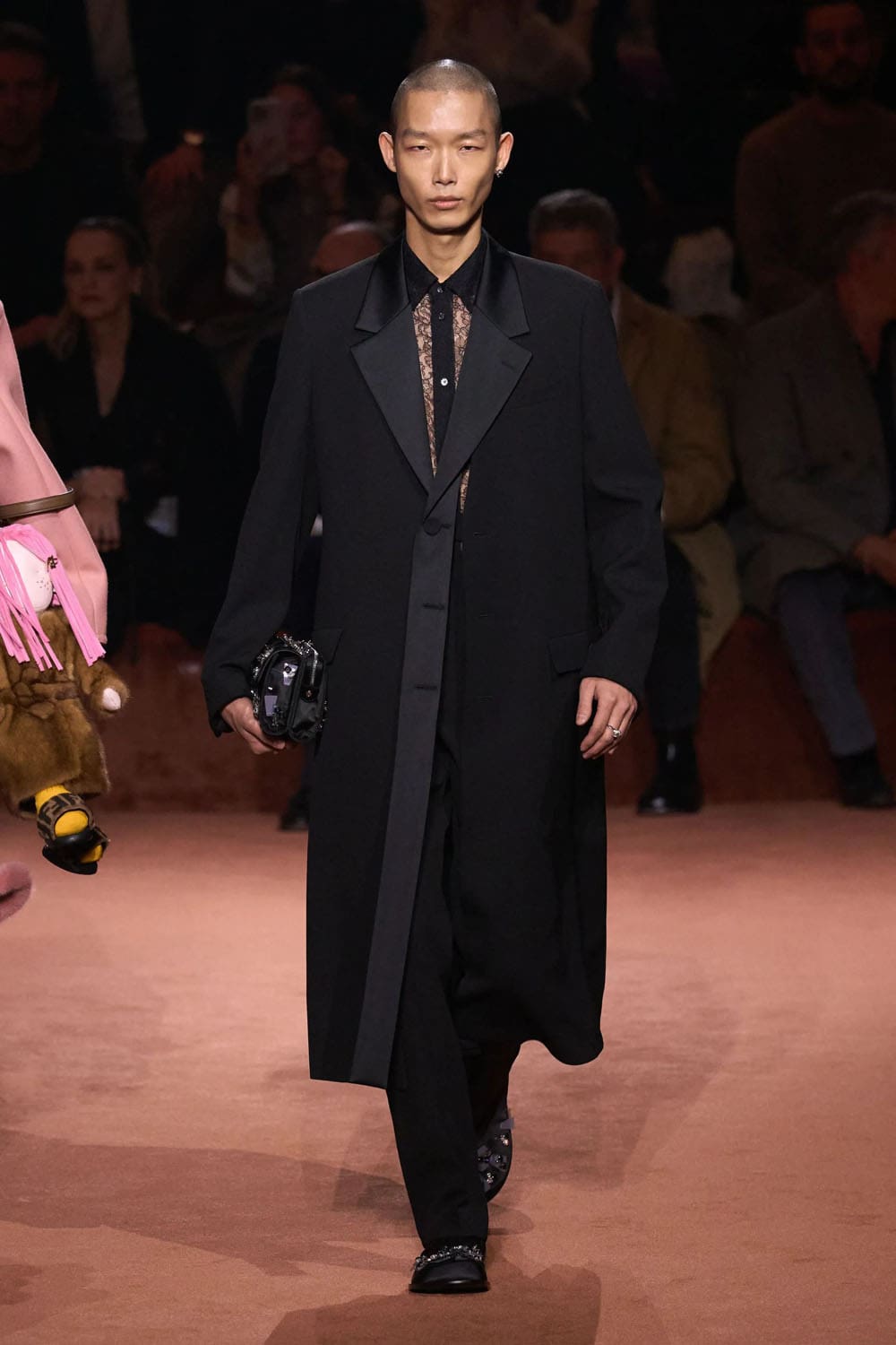 Fendi Otoño Invierno 2025 2026 Runway Revista (77)