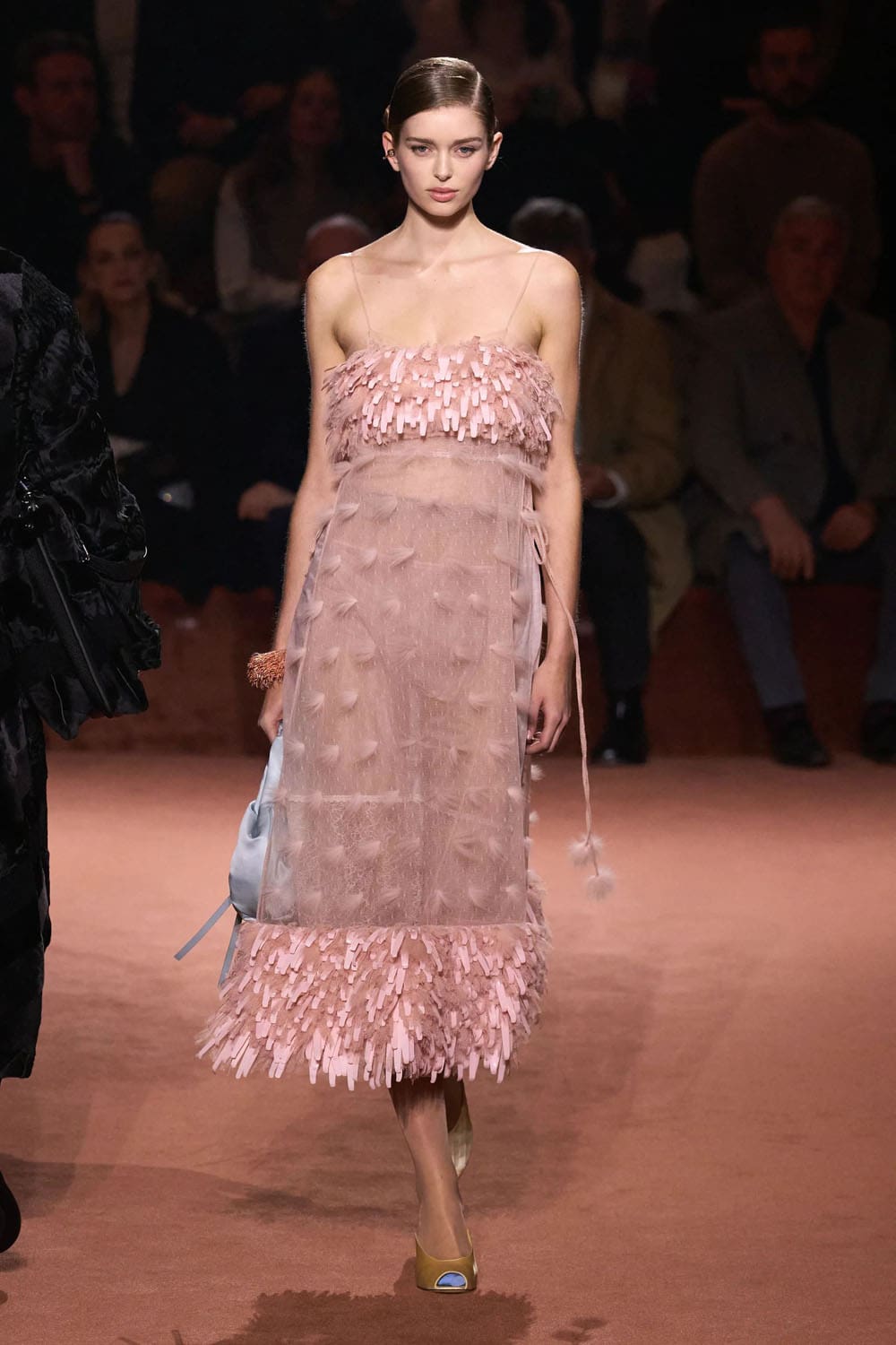 Fendi Otoño Invierno 2025 2026 Runway Revista (82)
