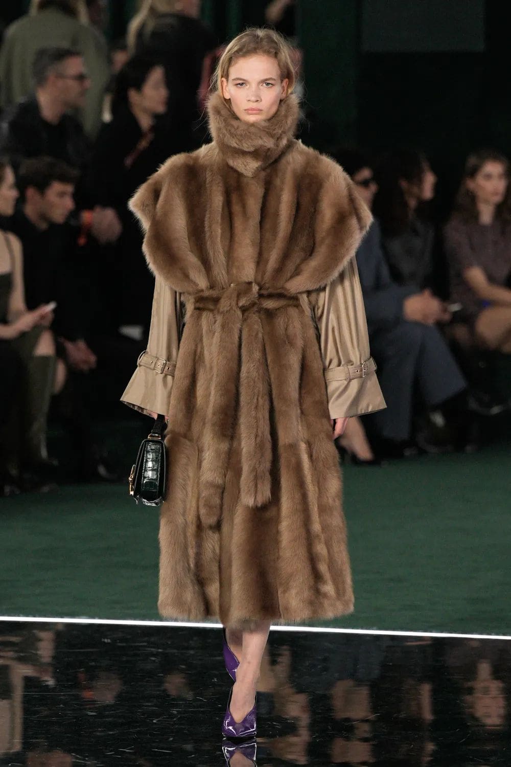 Gucci 秋冬 2025 2026 Runway 杂志(8)
