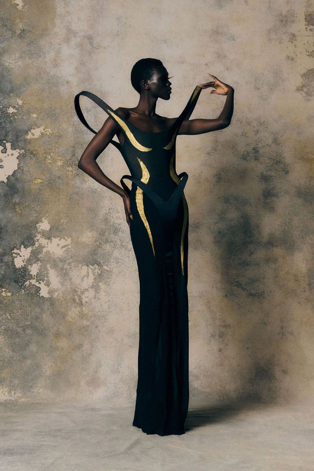 Harris Reed Fall Winter 2025 2026 London Runway Magazine (2)
