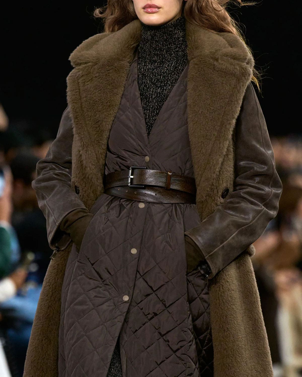 Max Mara Otoño Invierno 2025 2026 Runway Revista (20)